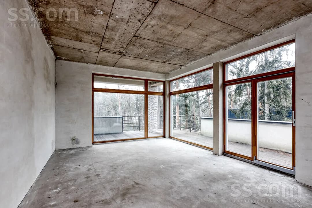 6 istabu dzīvoklis — Rīgas iela 49
