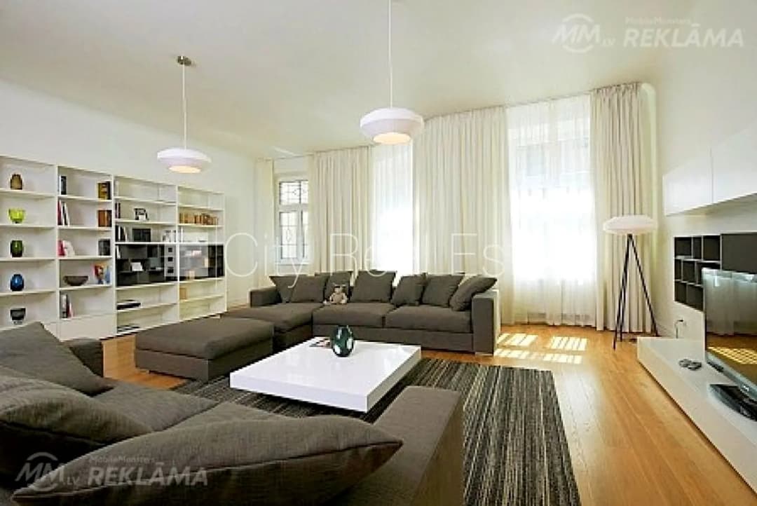 Dzīvoklis Rīgā, Centrā, 140 м², 3 ist., 4 stāvs — bilde 2