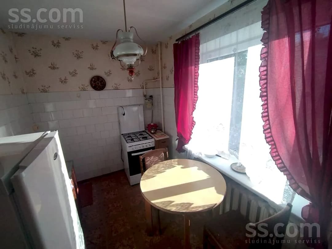 Trīsistabu dzīvoklis — Atmodas bulvaris 12b — bilde 2