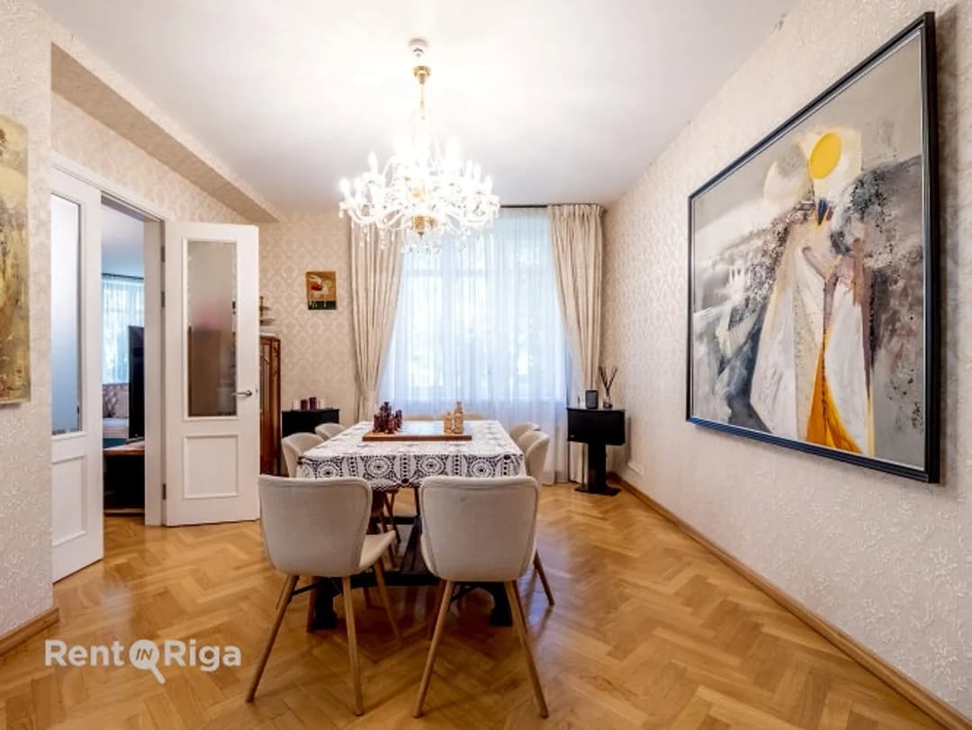 Piecistabu māja — Poruka iela — bilde 3