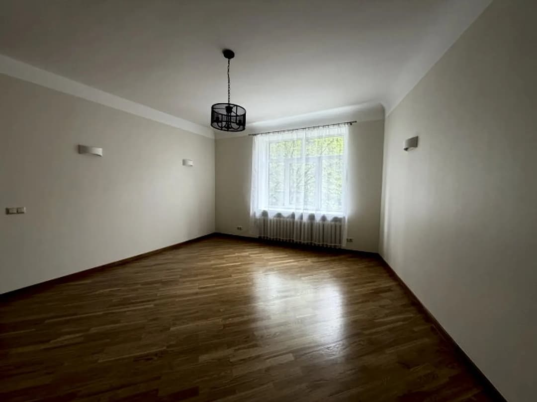 Piecistabu dzīvoklis — Avotu iela 10