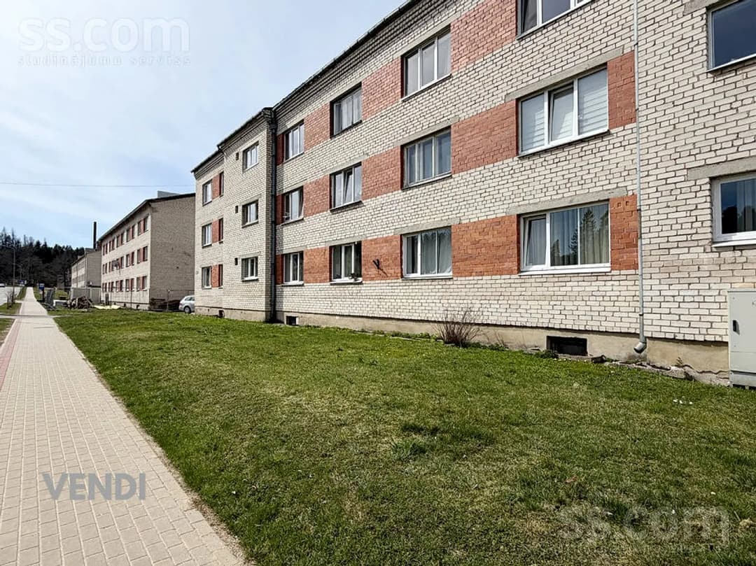 Divistabu dzīvoklis — Gaujas 25