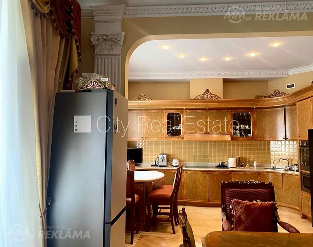 Dzīvoklis Rīgā, Centrā, 236 м², 5 ist., 3 stāvs — bilde 4