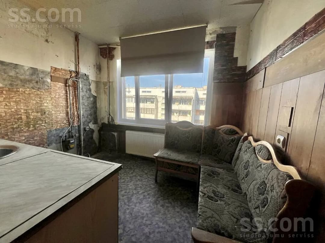 4 istabu dzīvoklis — Mežu 49 — vēl bildes