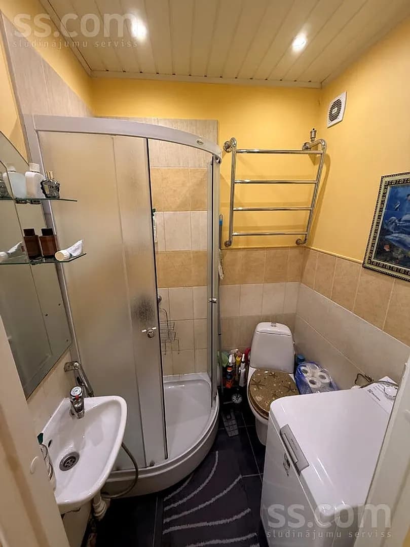 Divistabu dzīvoklis — Talsu šoseja 31 k12 — vēl bildes