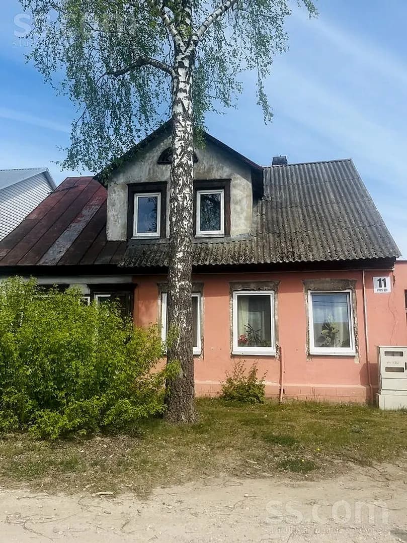 Māja — Avotu 11