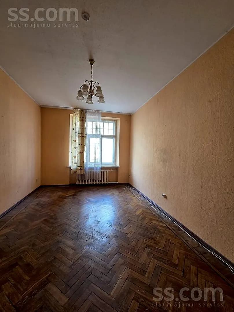 Trīsistabu dzīvoklis — Brīvības 150 — bilde 3