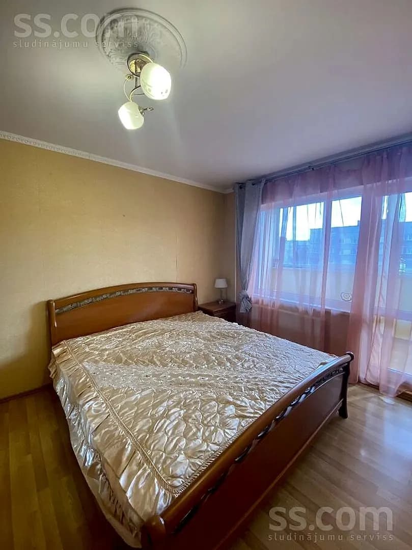 Trīsistabu dzīvoklis — Ilūkstes 103 — vēl bildes