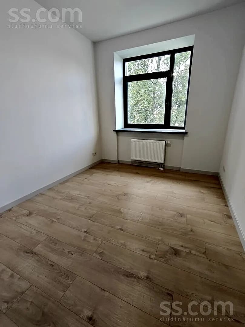 Trīsistabu dzīvoklis — Lielirbes 9a — vēl bildes