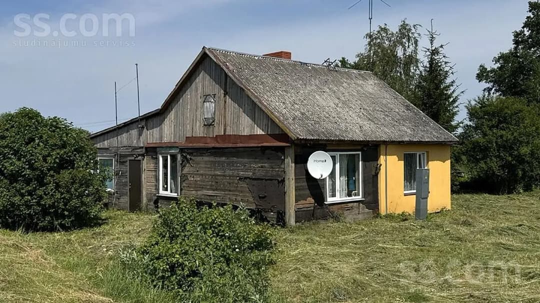 Trīsistabu dzīvoklis — Dzipari 1