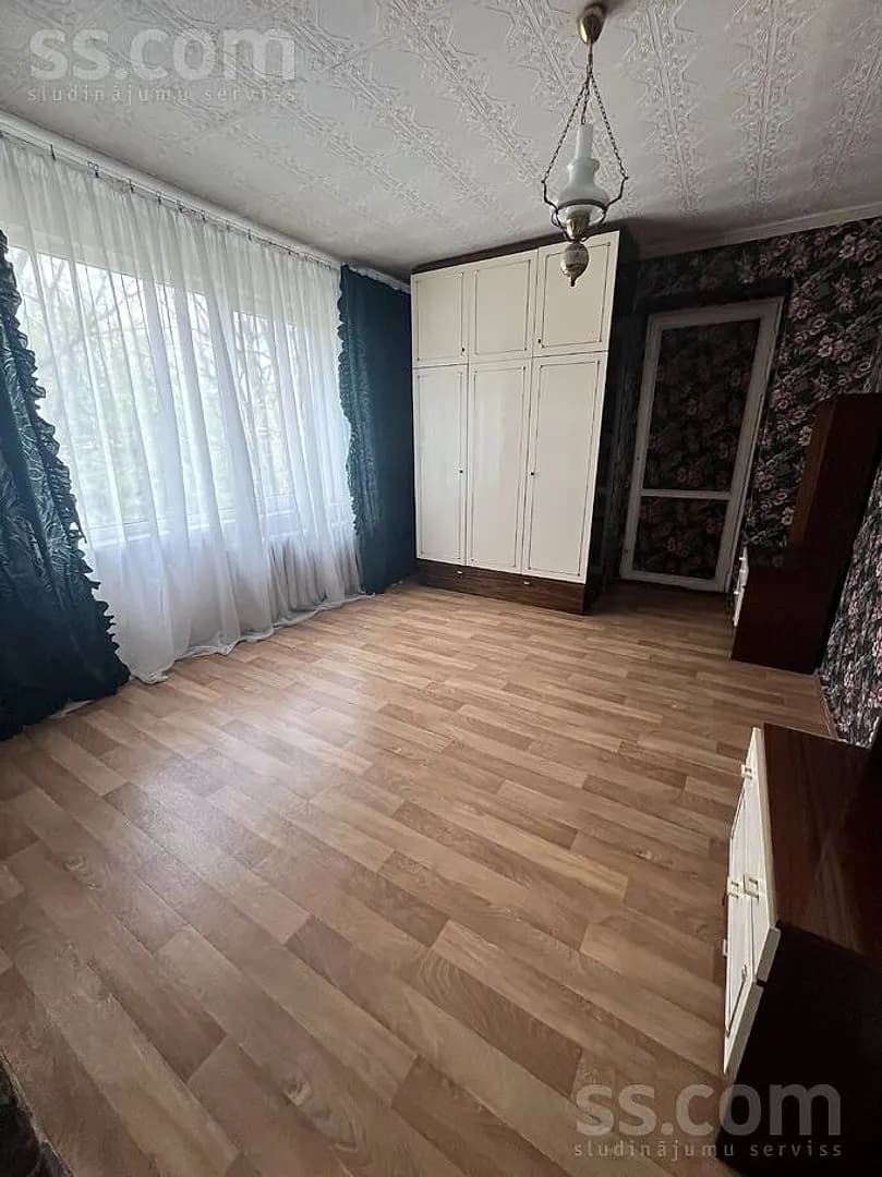Trīsistabu dzīvoklis — Atpūtas 2