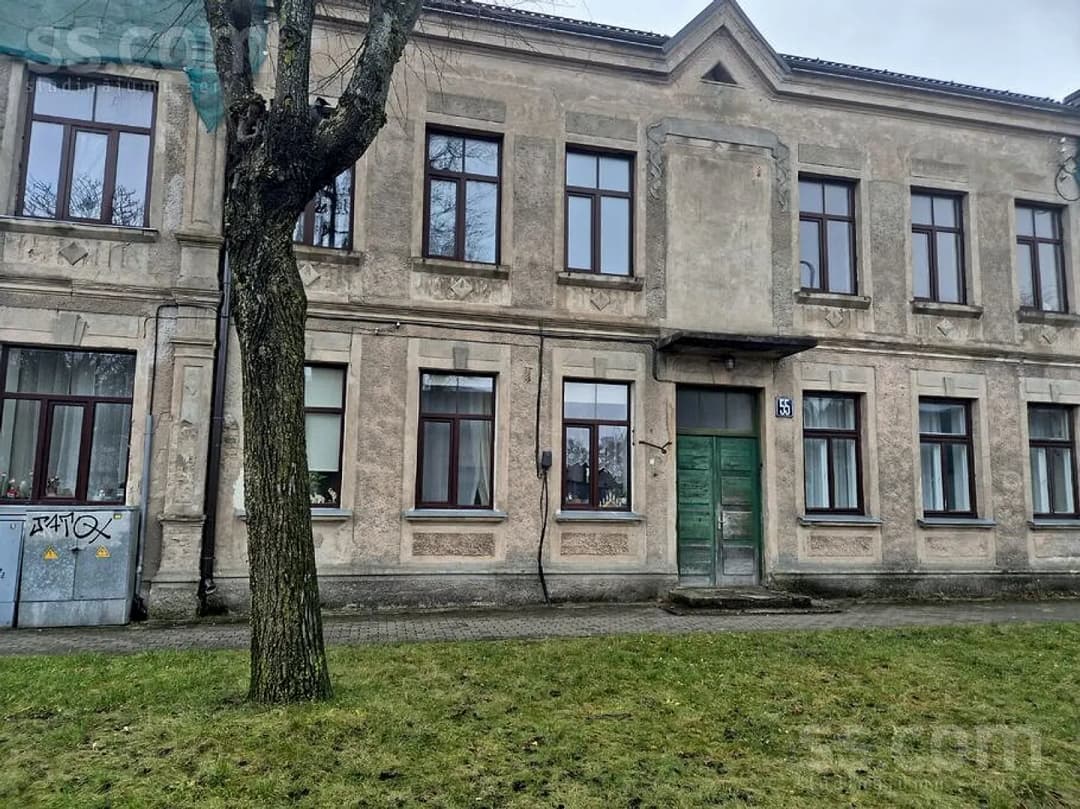 Trīsistabu dzīvoklis — Meža 55