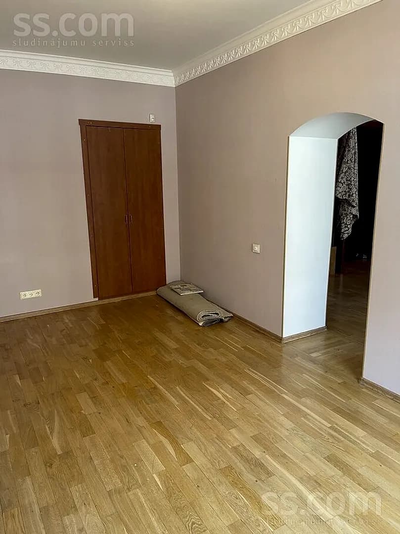 Trīsistabu dzīvoklis — Čaka 70 — vēl bildes