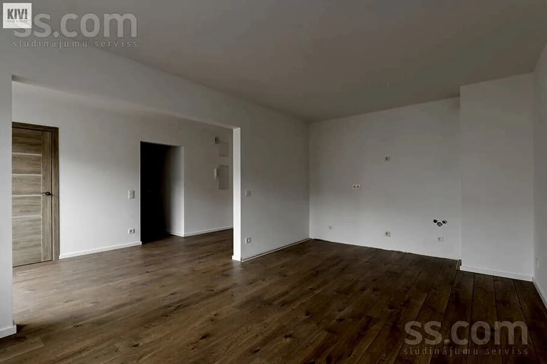 Trīsistabu dzīvoklis — Draudzības iela 6a — vēl bildes
