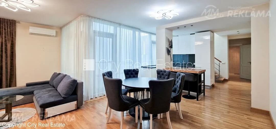 Dzīvoklis Rīgā, Centrā, 175 м², 5 ist., 5 stāvs
