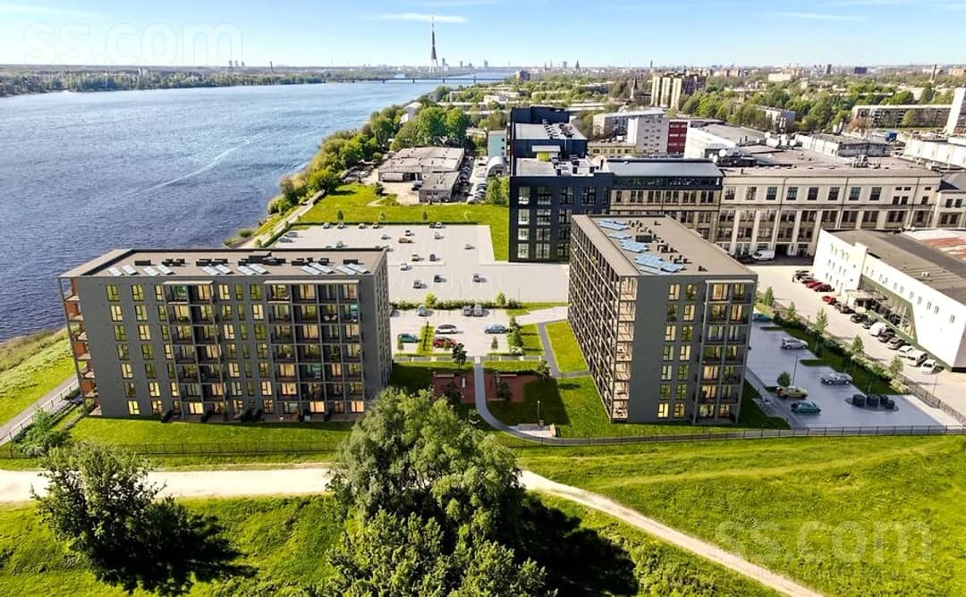 Divistabu dzīvoklis — Latgales 324c