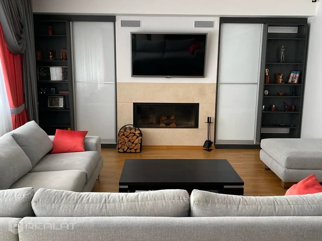 5-ist. Dzīvoklis, 292.00㎡ - Jūrmala, Melluži