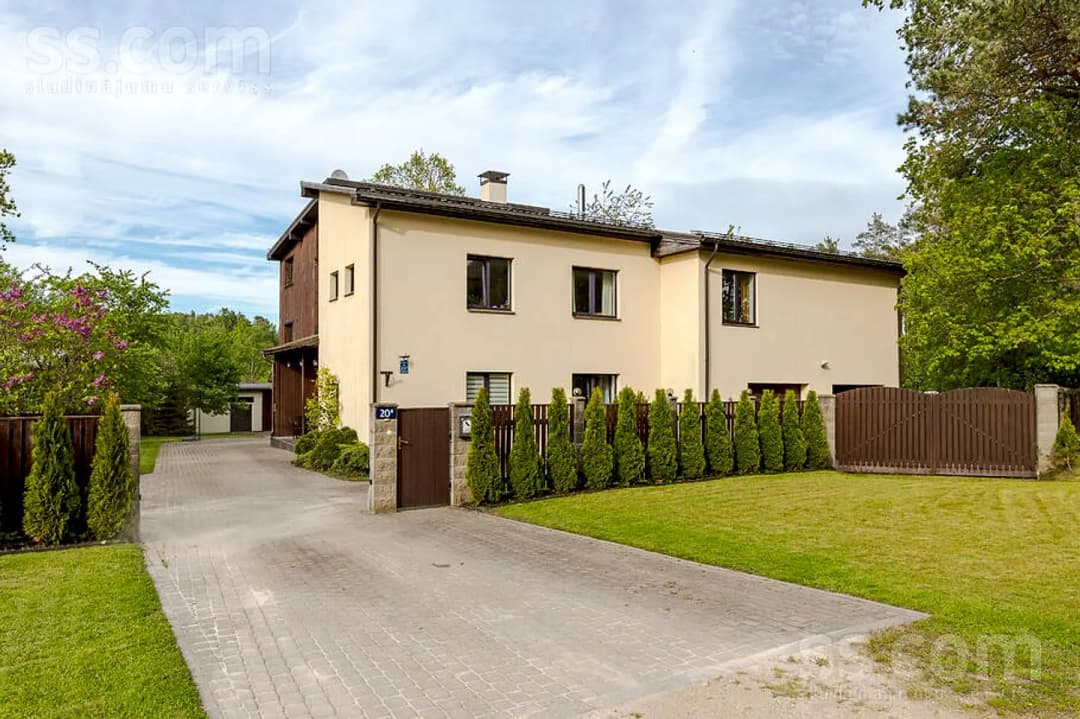 Māja — Alfrēda Kalniņa iela 20a