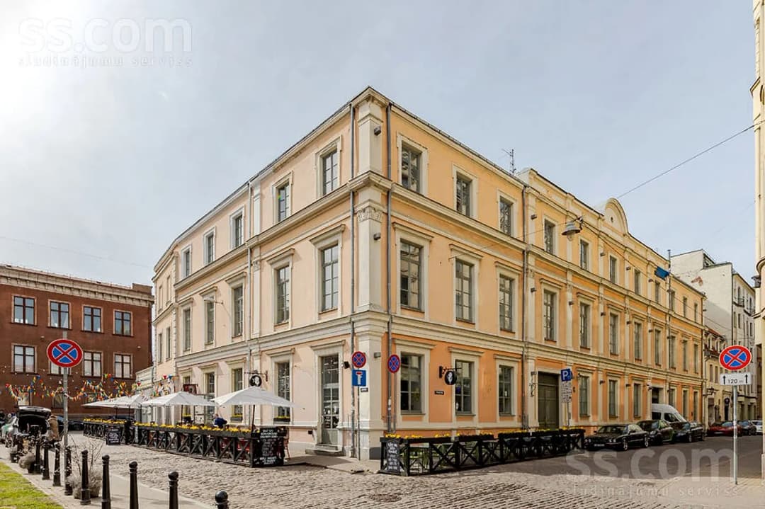 Divistabu dzīvoklis — Palasta 9