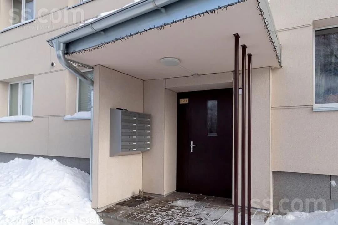 Divistabu dzīvoklis — Centra iela 24 — bilde 2