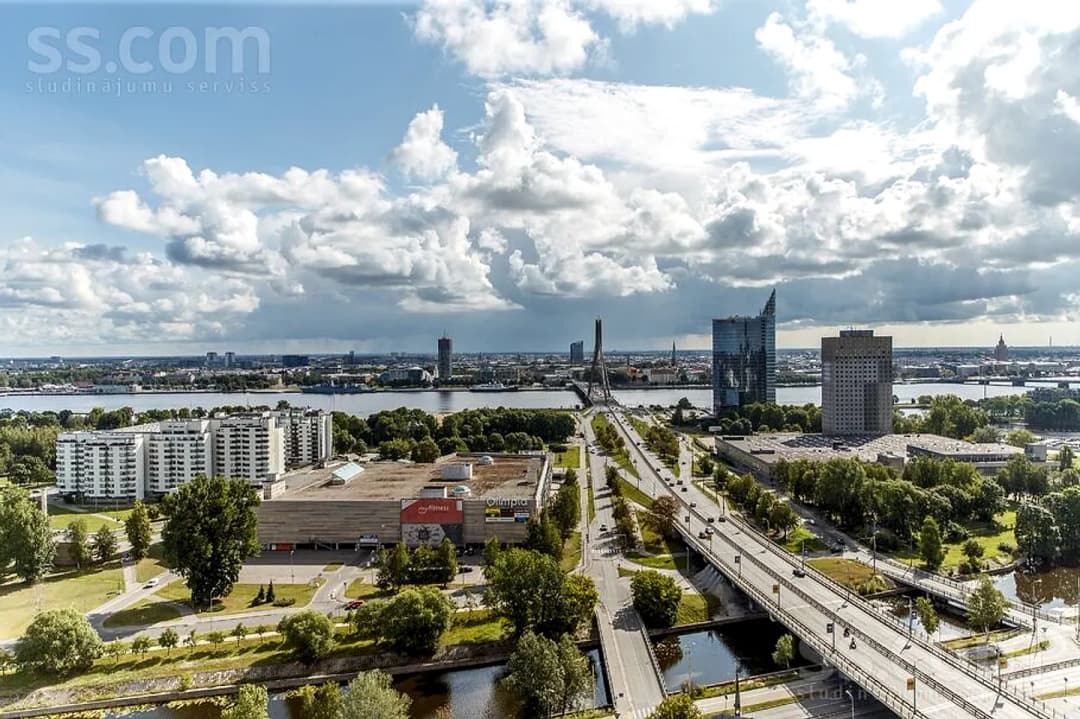 4 istabu dzīvoklis — Raņķa d. 34 — vēl bildes