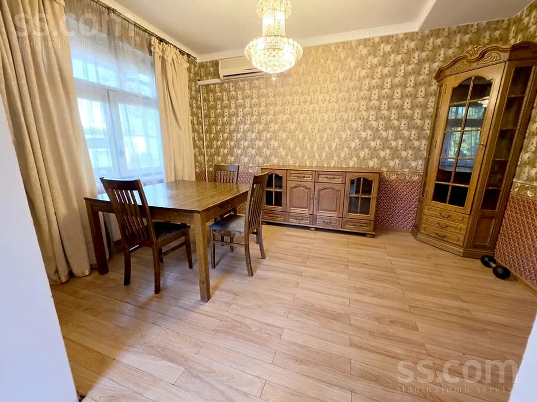 6 istabu dzīvoklis — Lienes 8 — vēl bildes