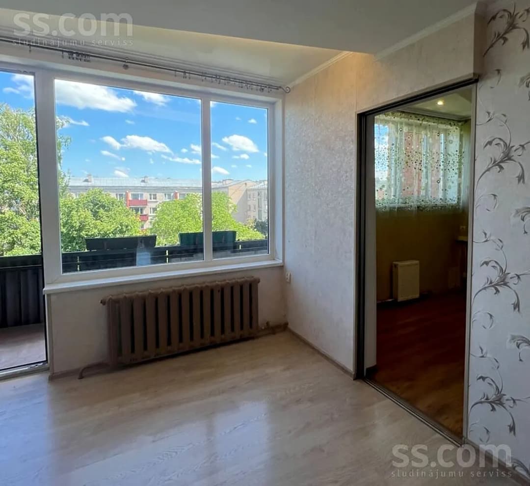 Divistabu dzīvoklis — Mālkalnes prospekts 5