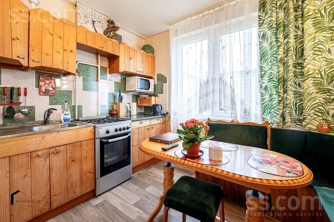 Divistabu dzīvoklis — Kaudzīšu 48