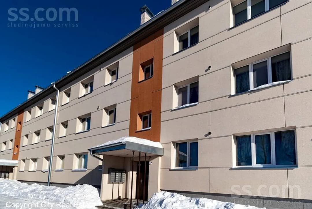 Divistabu dzīvoklis — Centra iela 24