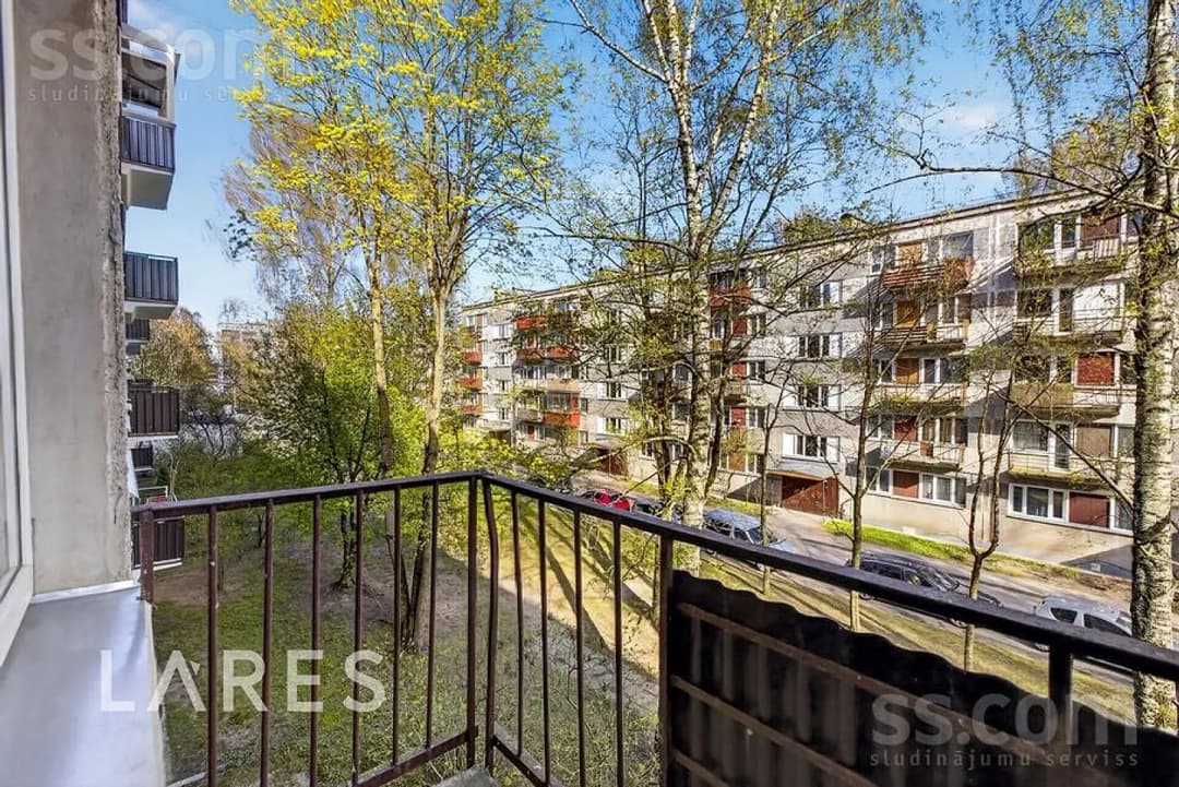 Vienistabas dzīvoklis — Višķu 15 — vēl bildes