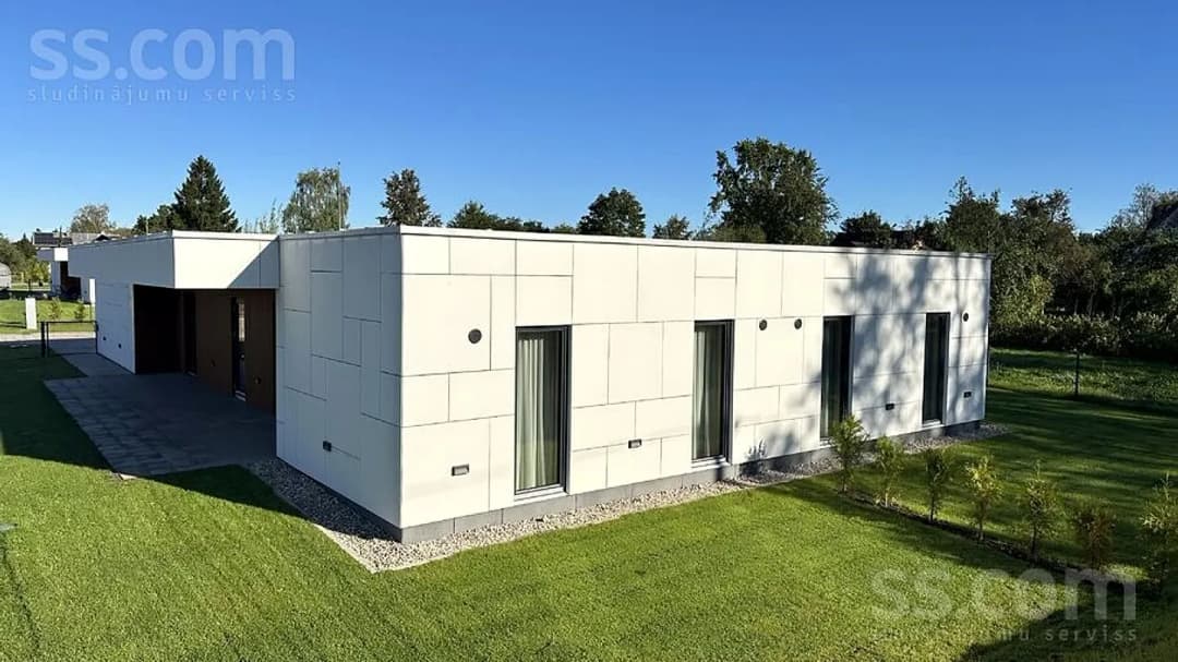 Māja — Strelnieku iela 72b — bilde 2