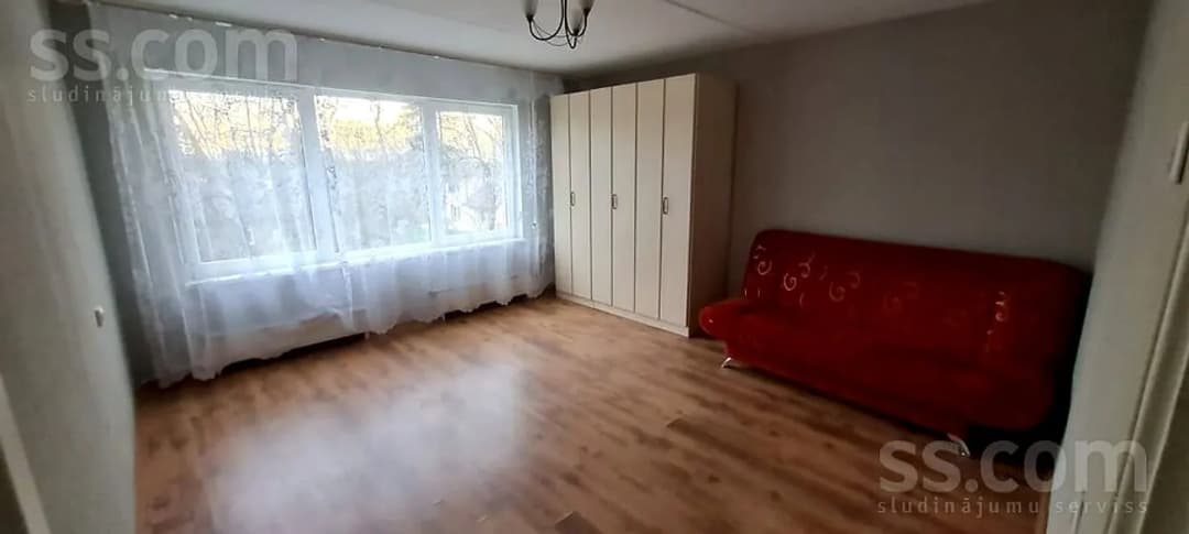 Vienistabas dzīvoklis — Jana Pliekšāna 90