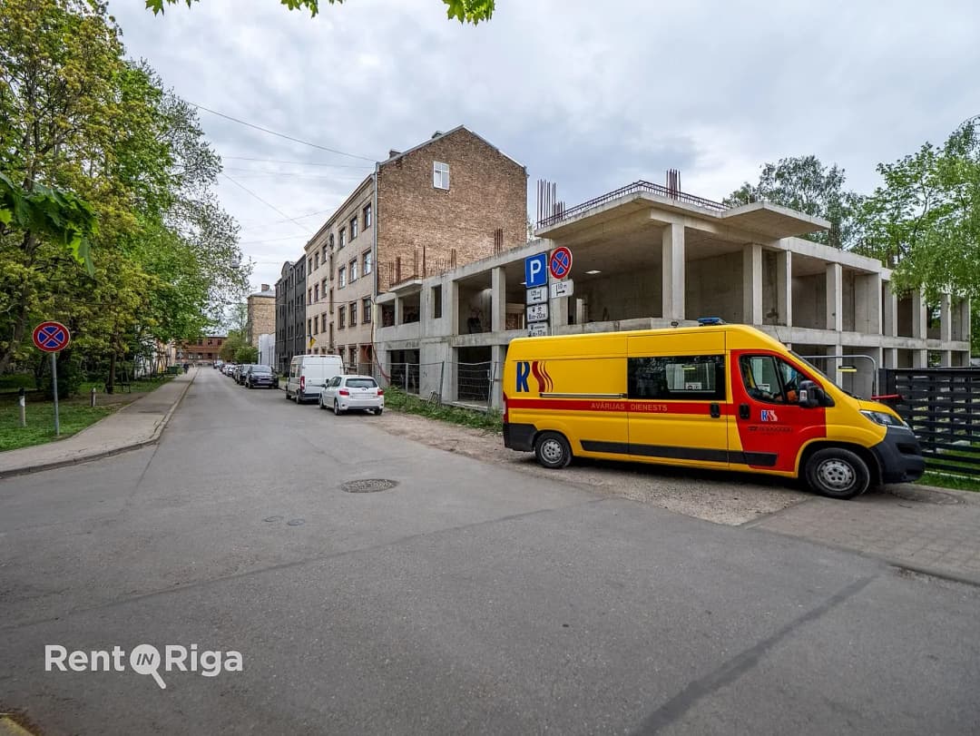 Dainas 8, Centrs — bilde 3