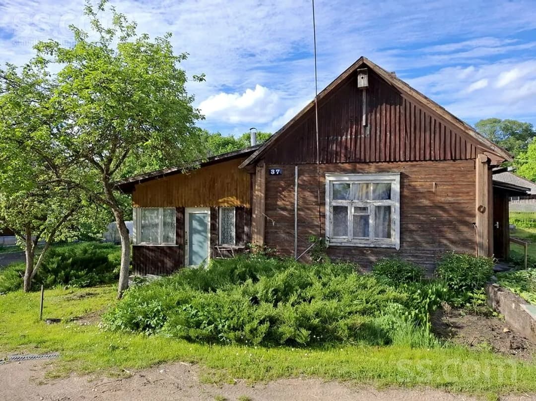 Māja — Raiņa 37
