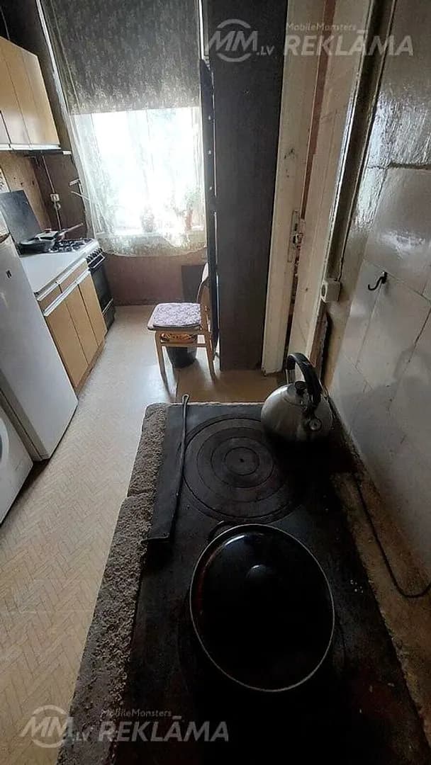 Īpašniece pārdod vienistabas dzīvokli 2. stāvā. Klusa, mierīga vieta. — bilde 2