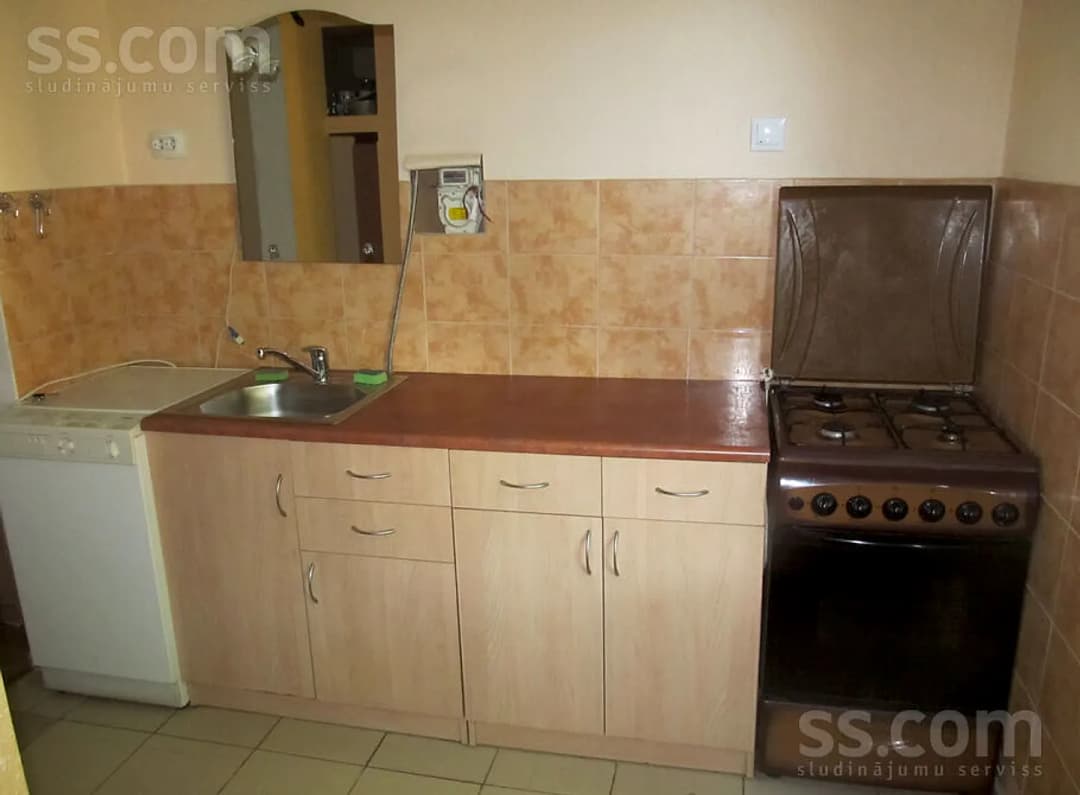 Vienistabas dzīvoklis — Zvaigžņu 31 — vēl bildes