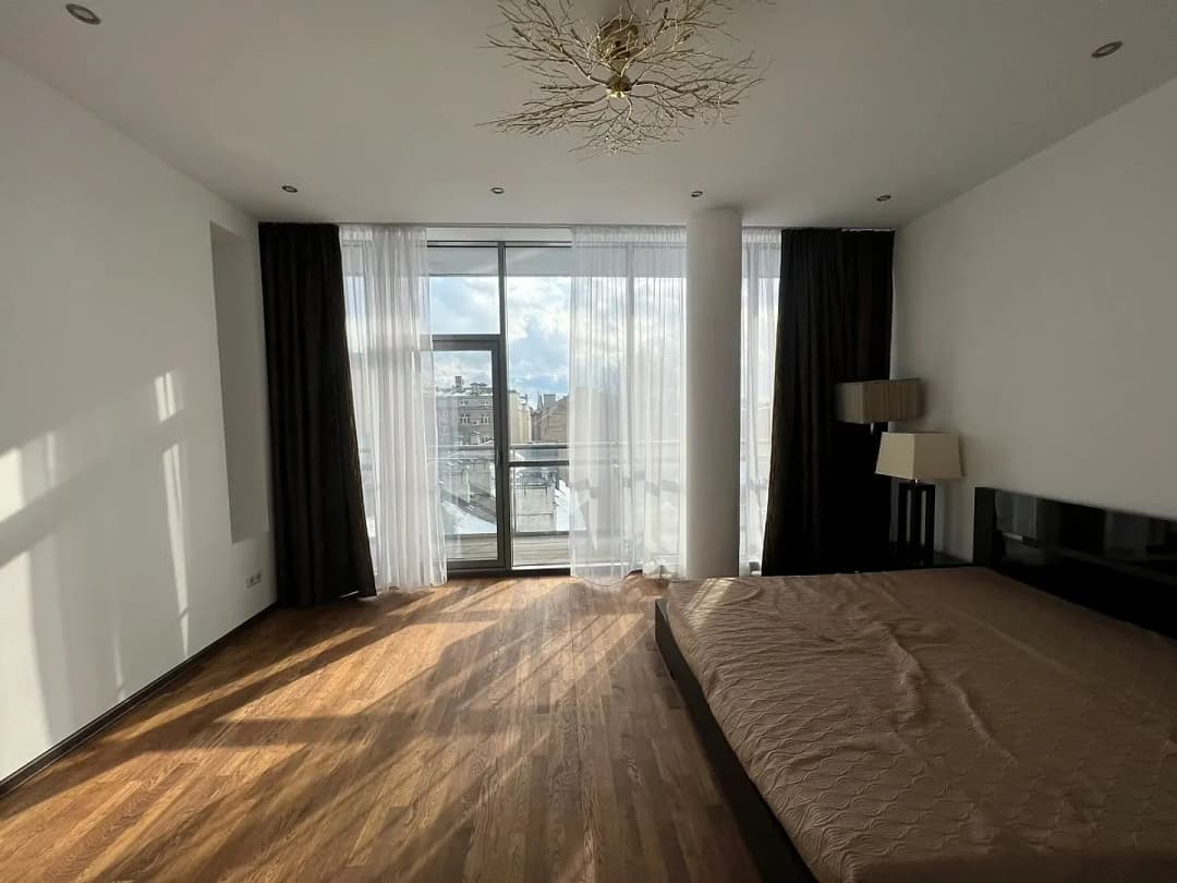 4-ist. Dzīvoklis, 215.04㎡ - Rīga, Centrs — vēl bildes