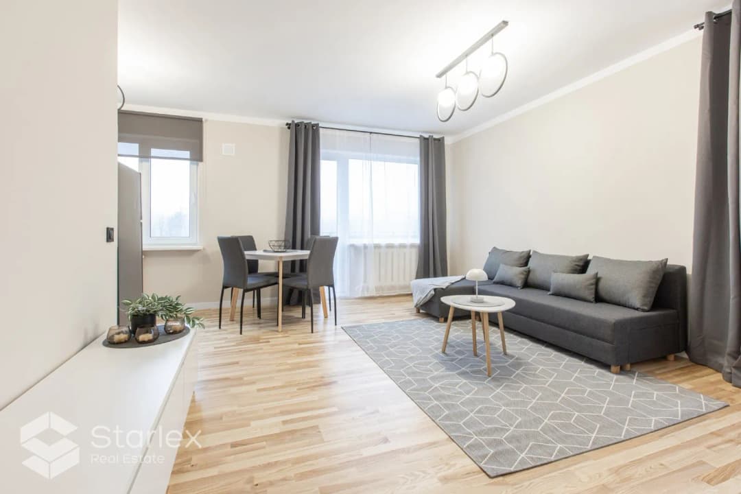 Veldres iela 9, Jugla, Rīga