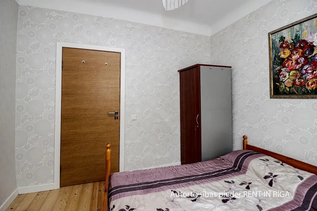 Valdemāra 52/54, Centrs — vēl bildes