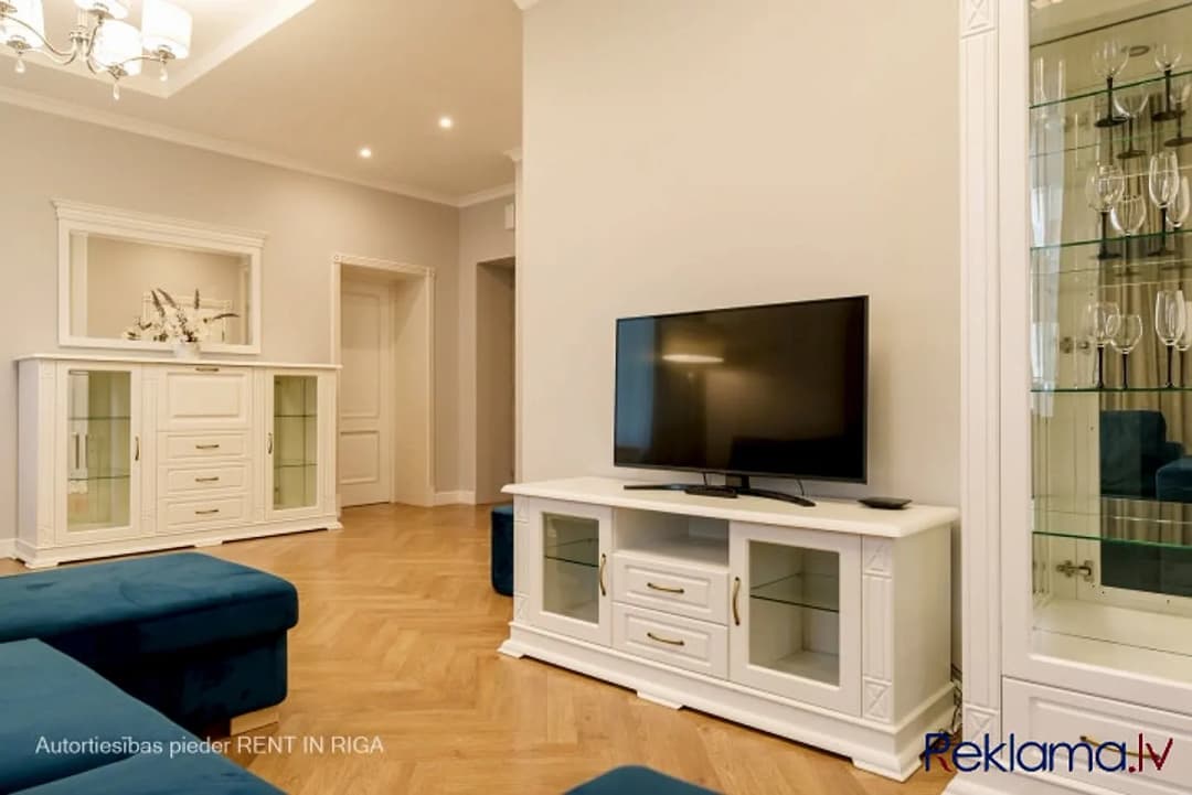 Trīsistabu dzīvoklis — Pērnavas iela 41, Rīga (Centrs) — vēl bildes