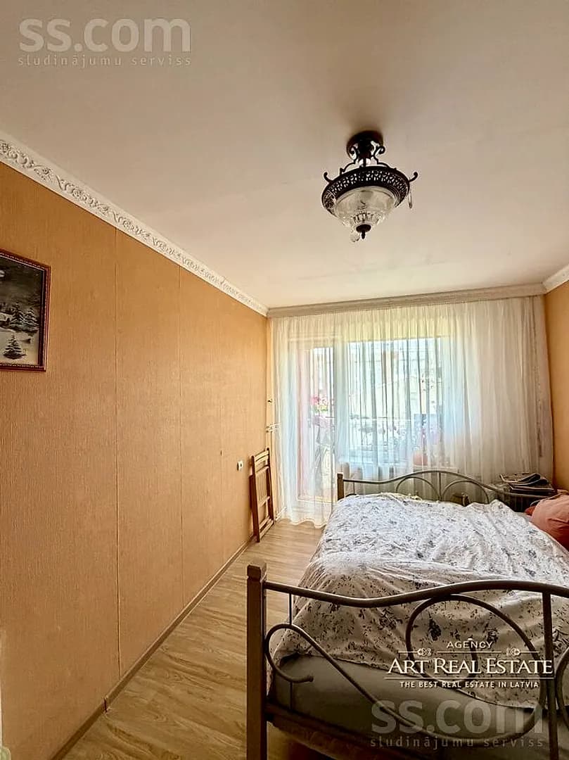 Divistabu dzīvoklis — Jurģu iela 8 — bilde 2
