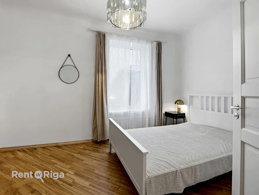 Aristida Briāna 14, Centrs — bilde 4