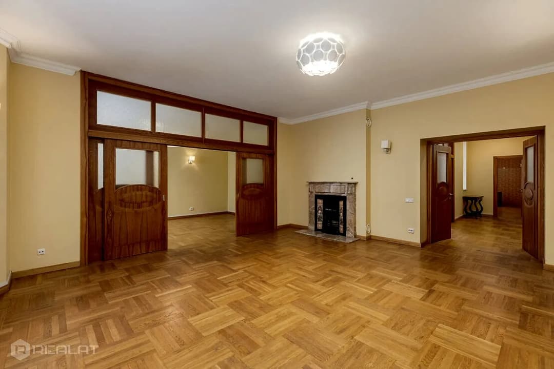 4-ist. Dzīvoklis, 154.50㎡ - Rīga, Centrs — bilde 2