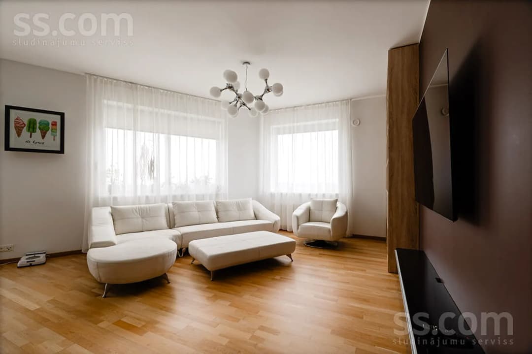Trīsistabu dzīvoklis — Skanstes 29 — vēl bildes