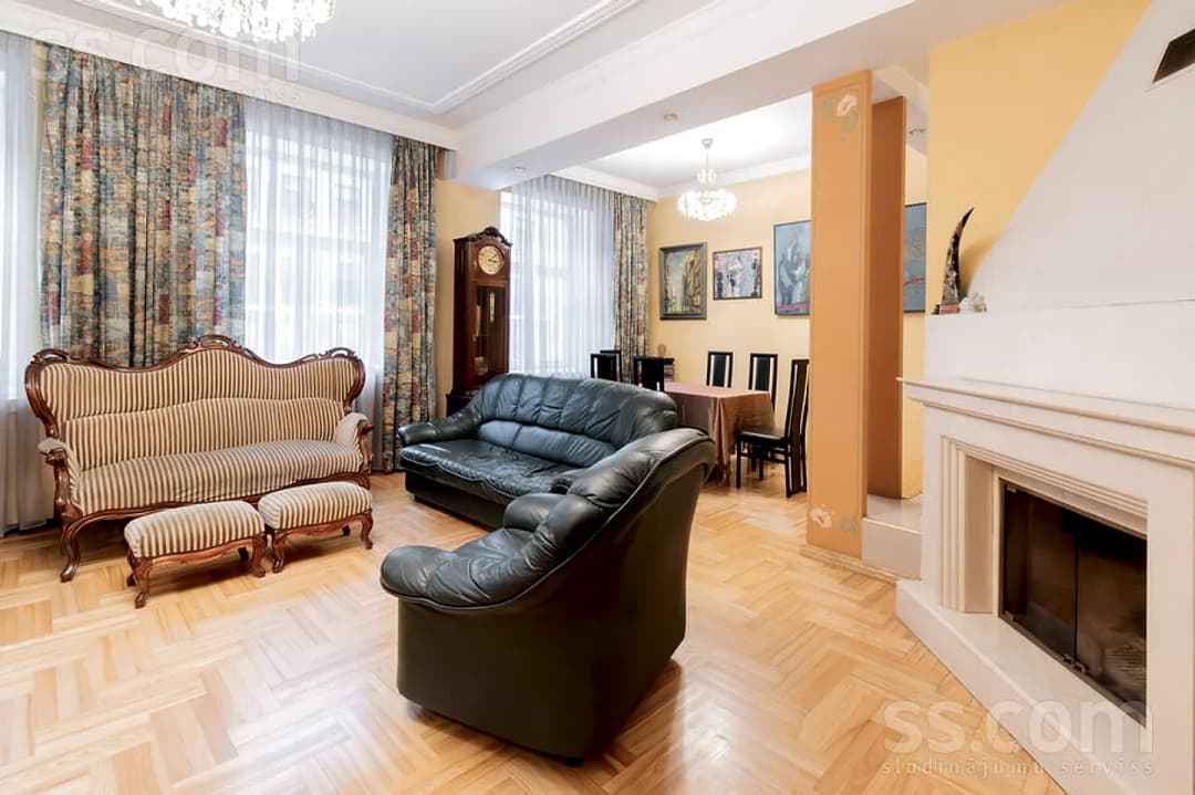 Divistabu dzīvoklis — Lāčplēša 47 — bilde 3