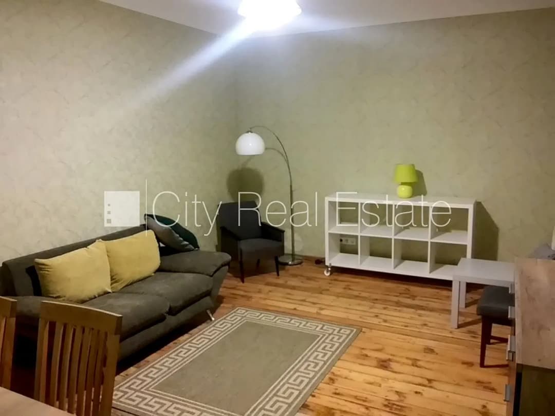 Četristabu dzīvoklis — Grostonas iela 21 — bilde 4