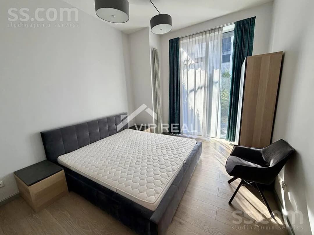 4 istabu dzīvoklis — Rīgas 90 — vēl bildes