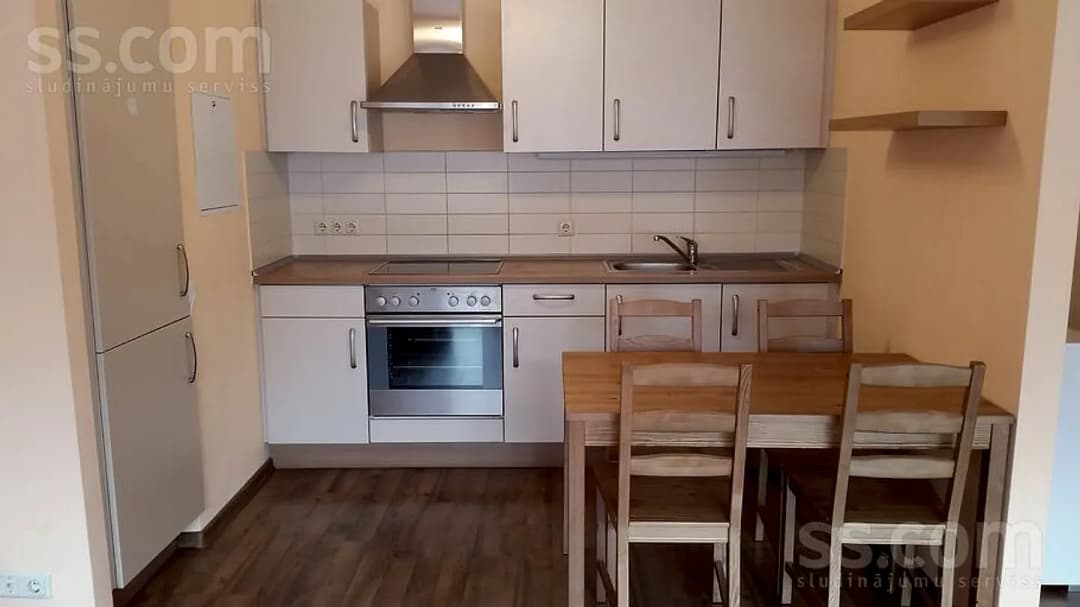 Divistabu dzīvoklis — Vienības g. 192 — vēl bildes