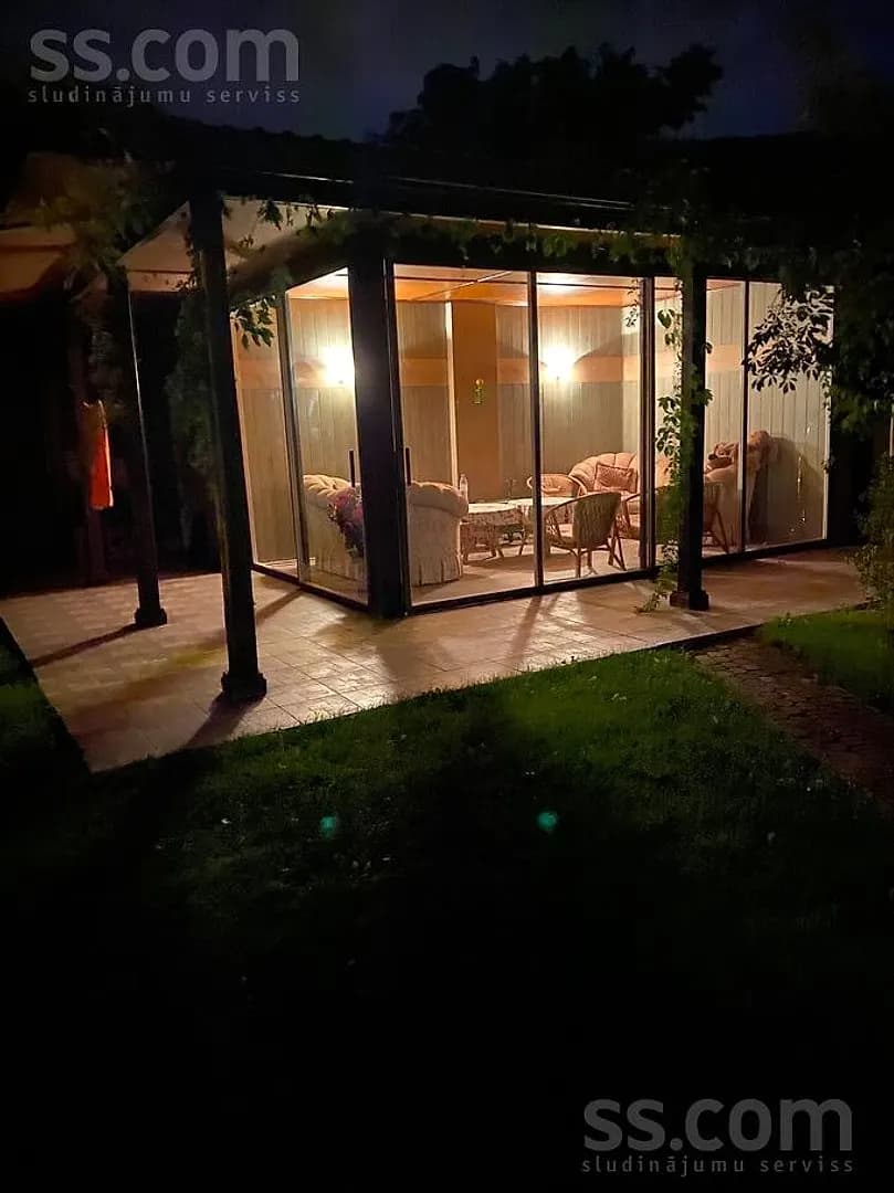 Māja — Dzintaru 43 — vēl bildes