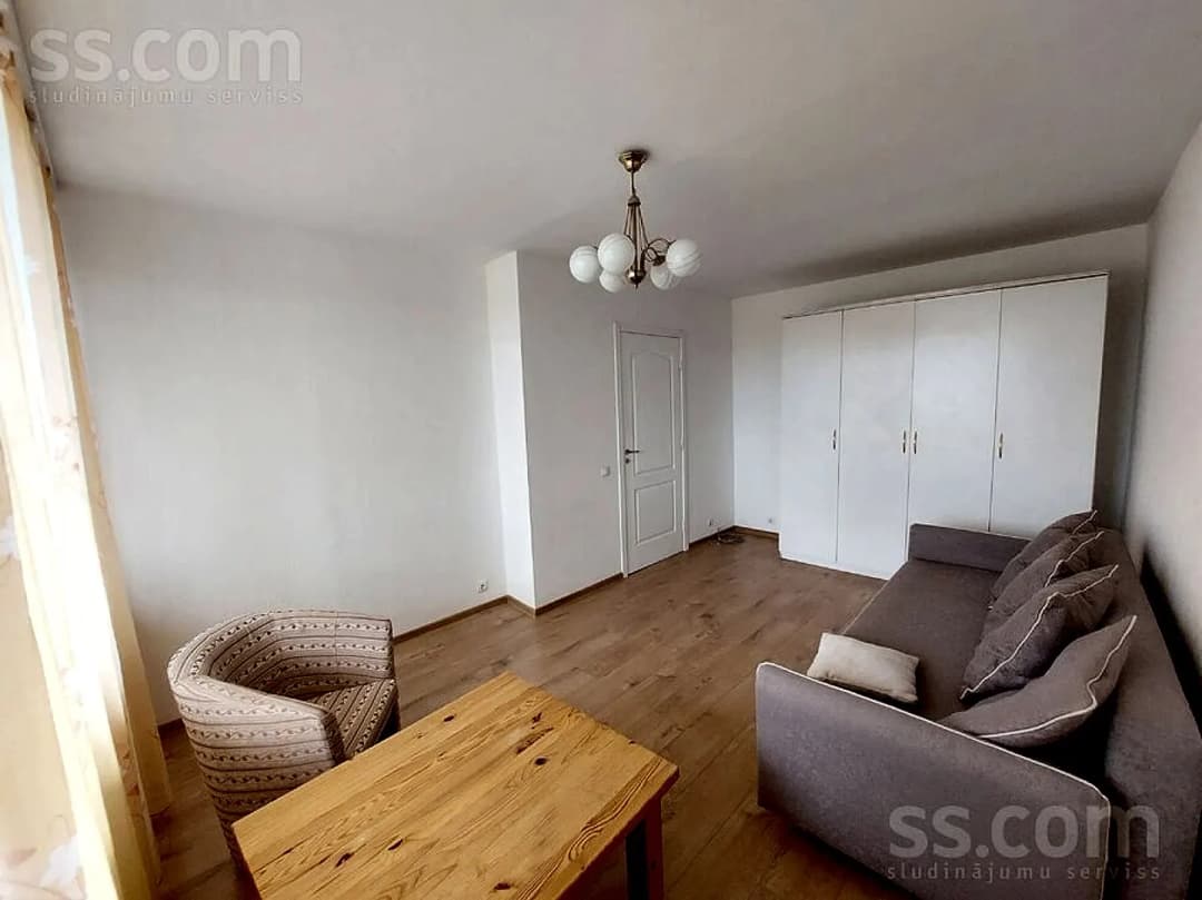 Vienistabas dzīvoklis — Latgales 287 — vēl bildes